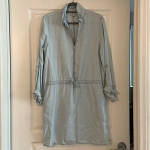 Calvin Klein Light Blue Dress w/ pockets - Size L